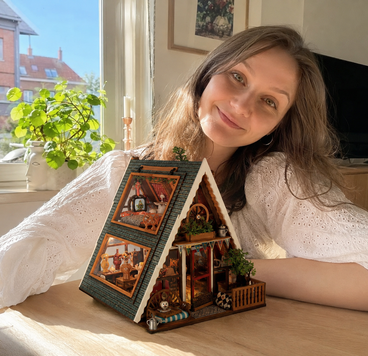 A finished miniature book nook shared by a customer