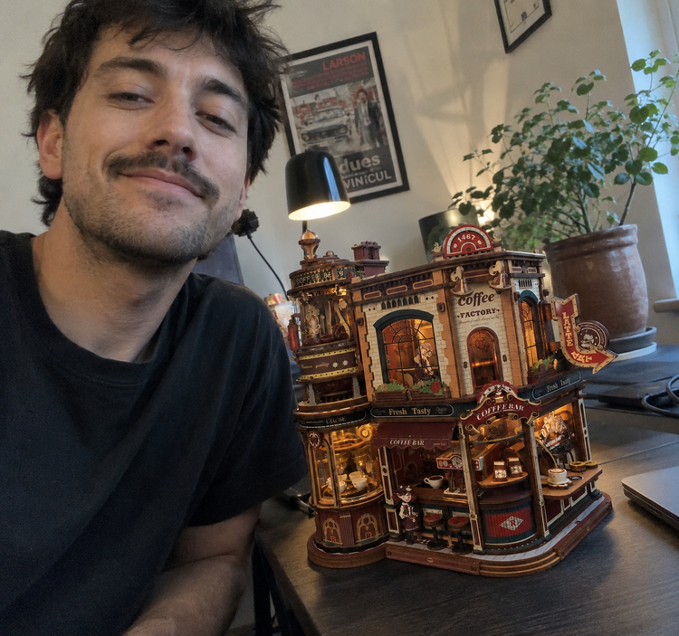 An illuminated miniature library shared by a customer